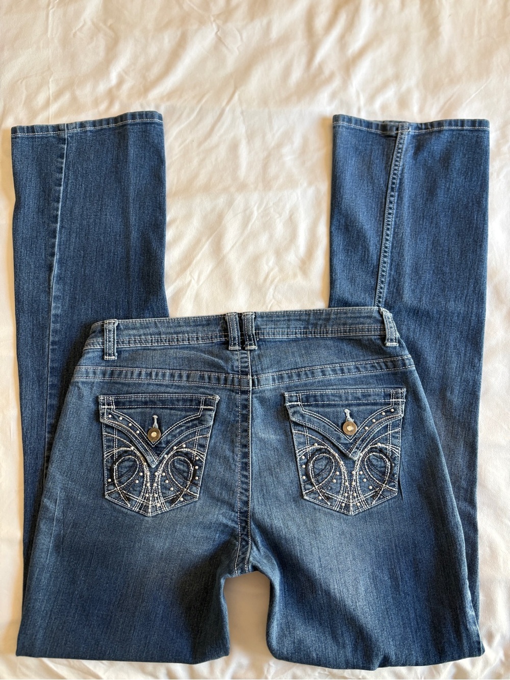 Apt. 9 Bootcut Jeans Y2K Mid Rise Embroidered Rhinestone Vintage Grunge Indie